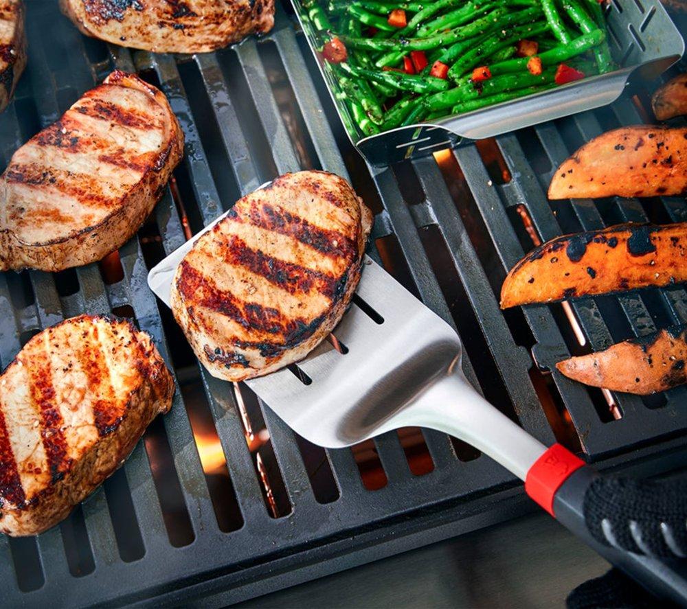 WEBER Spatula & Tongs Set - Black & Silver image number 4 of 5