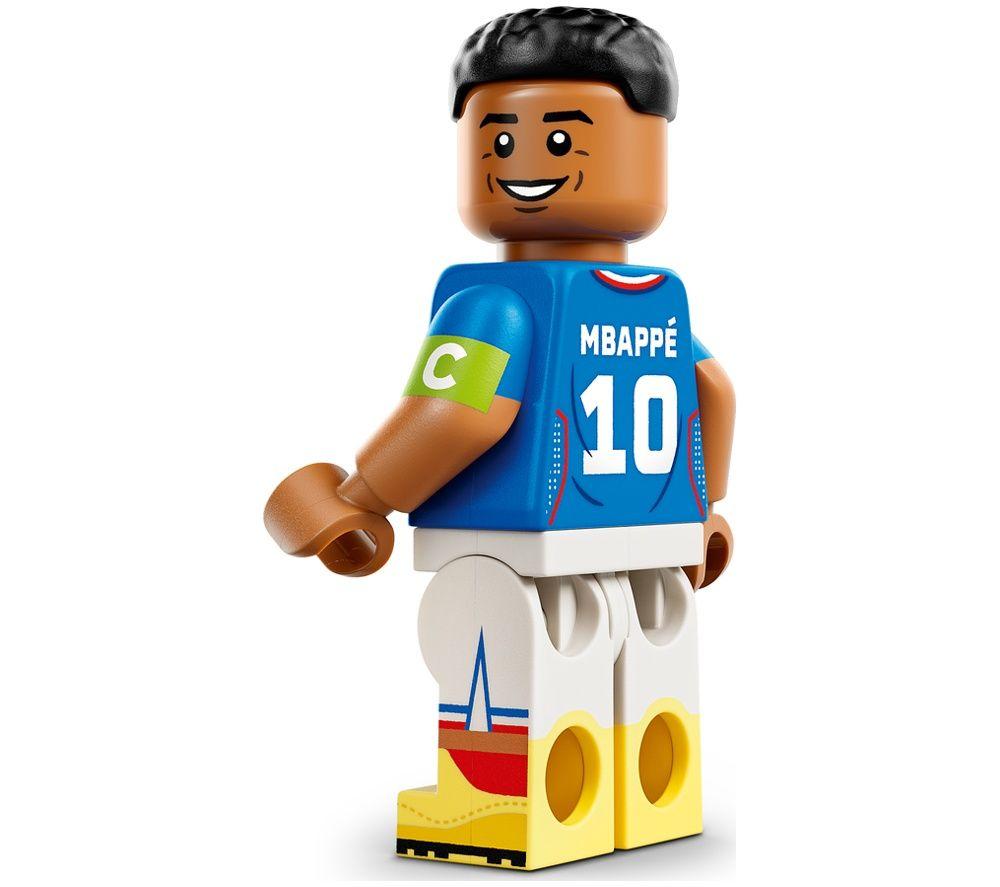 LEGO Editions 43013 Kylian Mbapp&eacute;: Football Highlights Set image number 8 of 10