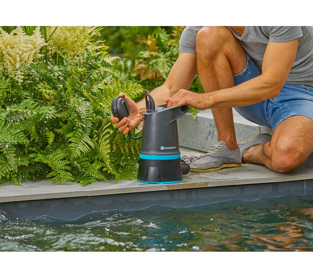 GARDENA 20000 2 in 1 Clear & Dirty Water Submersible Pump - Grey image number 8 of 9