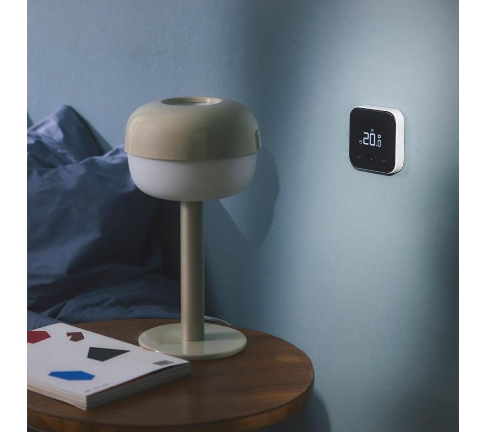 TADO Smart Thermostat X - Black & White image number 4 of 6