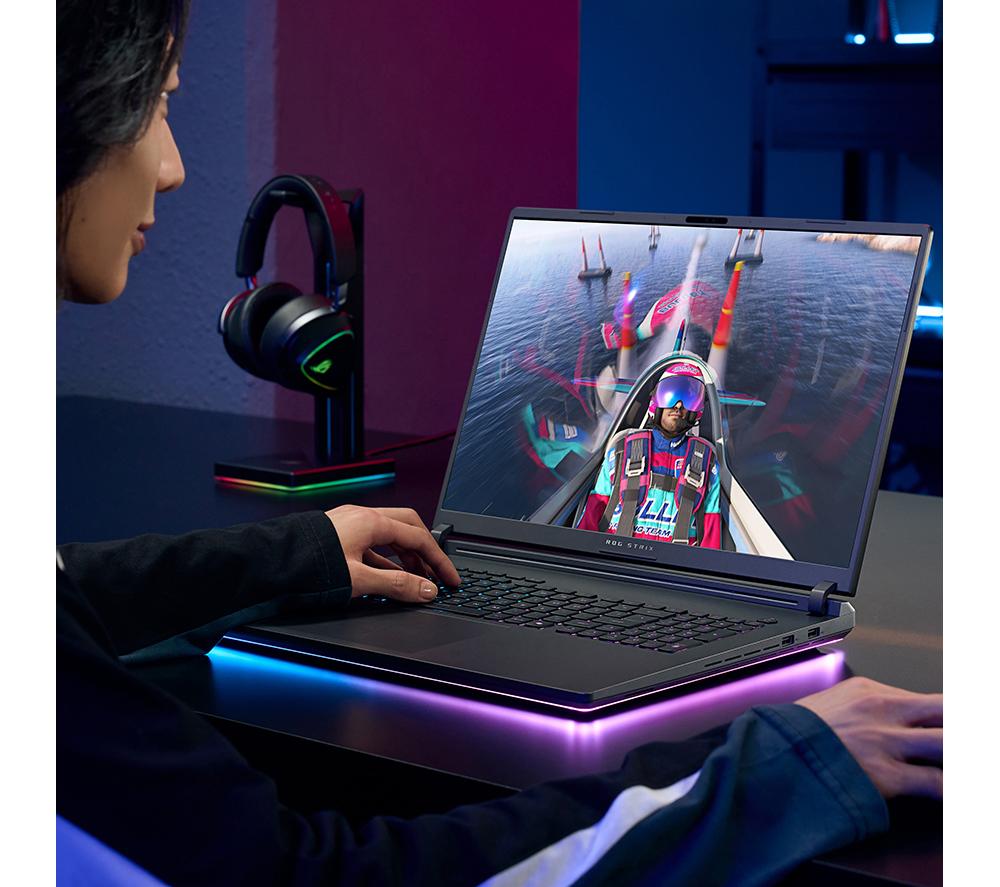 ASUS ROG Strix G18 18" Gaming Laptop - Intel&reg; Core&trade; Ultra 9, RTX 5080, 1 TB SSD image number 6 of 14