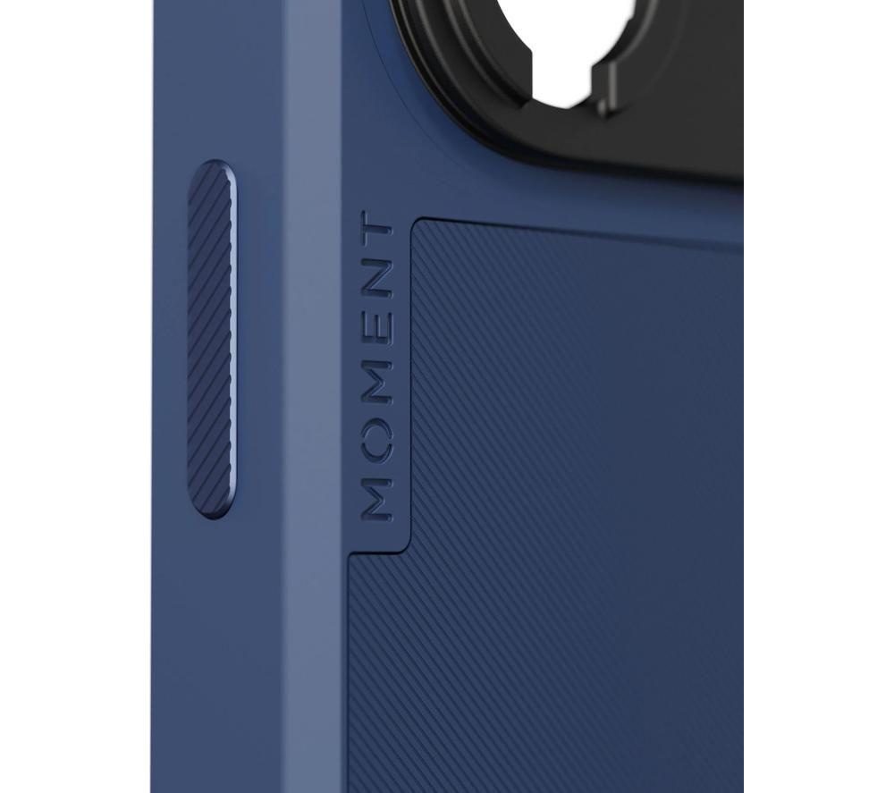 MOMENT iPhone 17 Pro Protective Phone Cover - Blue image number 3 of 5