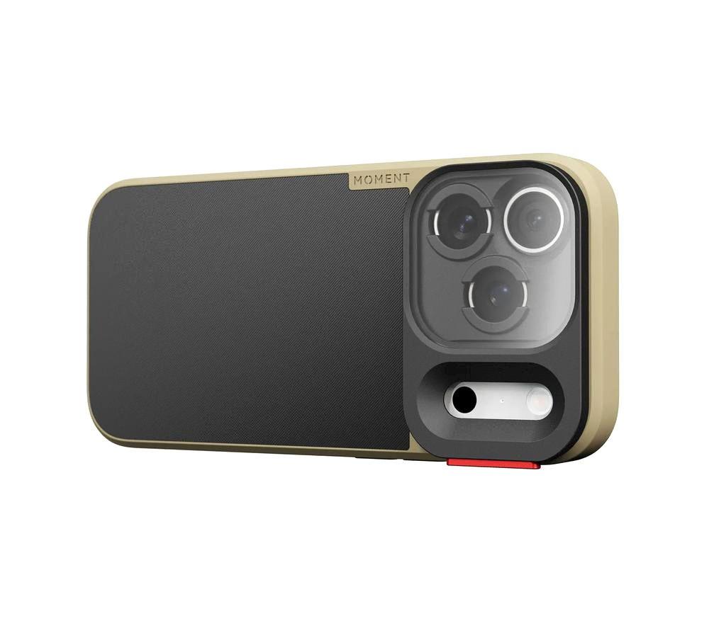MOMENT 310-340 CineBloom QuickLock Filter for iPhone 17 Pro image number 2 of 4
