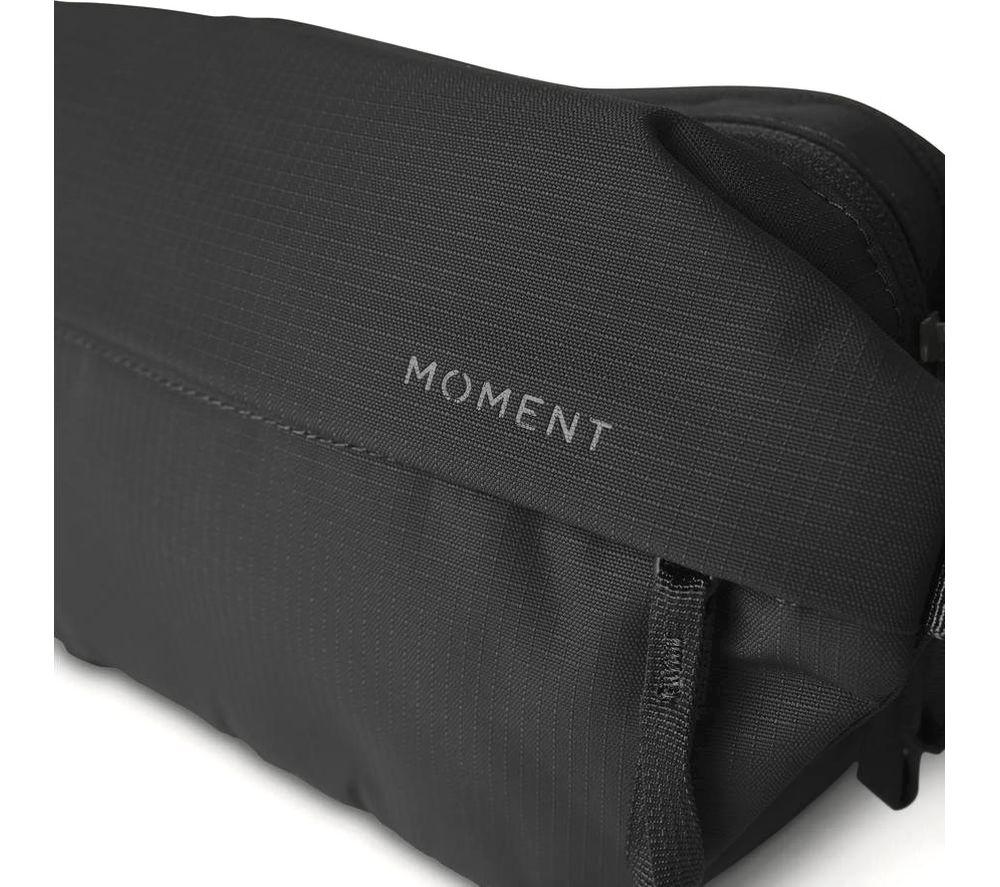 MOMENT Everything Sling 2L Bag - Black image number 3 of 5