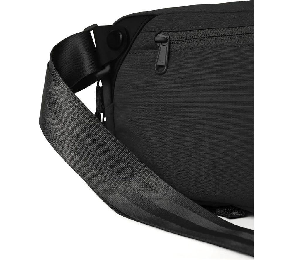 MOMENT Everything Sling Camera Bag - 4 litres, Black image number 2 of 7