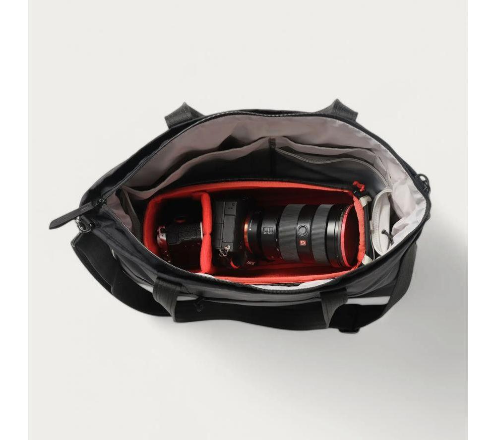 MOMENT Everything 106-190 Camera Case - Black image number 5 of 8