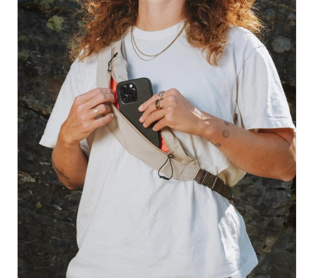 MOMENT Balance Sling Camera Bag - Desert image number 10 of 10