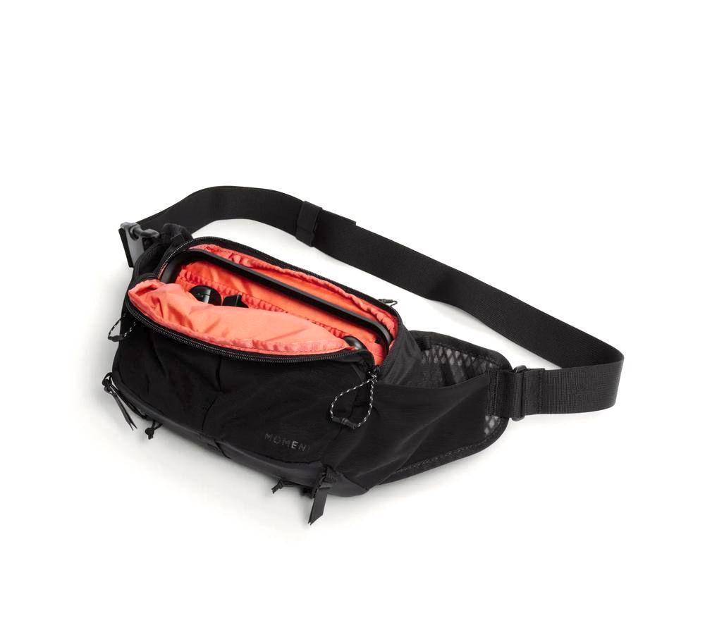 MOMENT Slate Sling 4L - Black image number 5 of 8