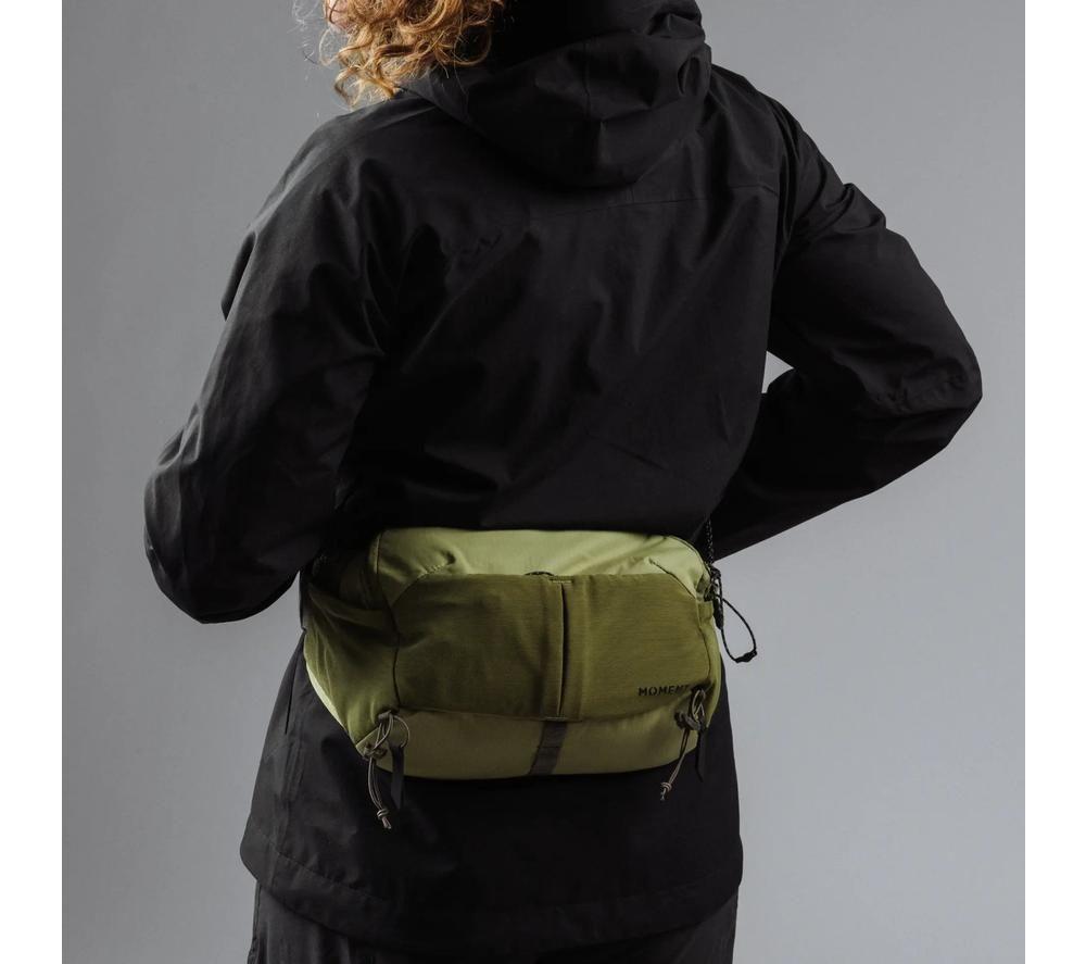 MOMENT Slate Camera Sling 4L - Moss image number 4 of 12