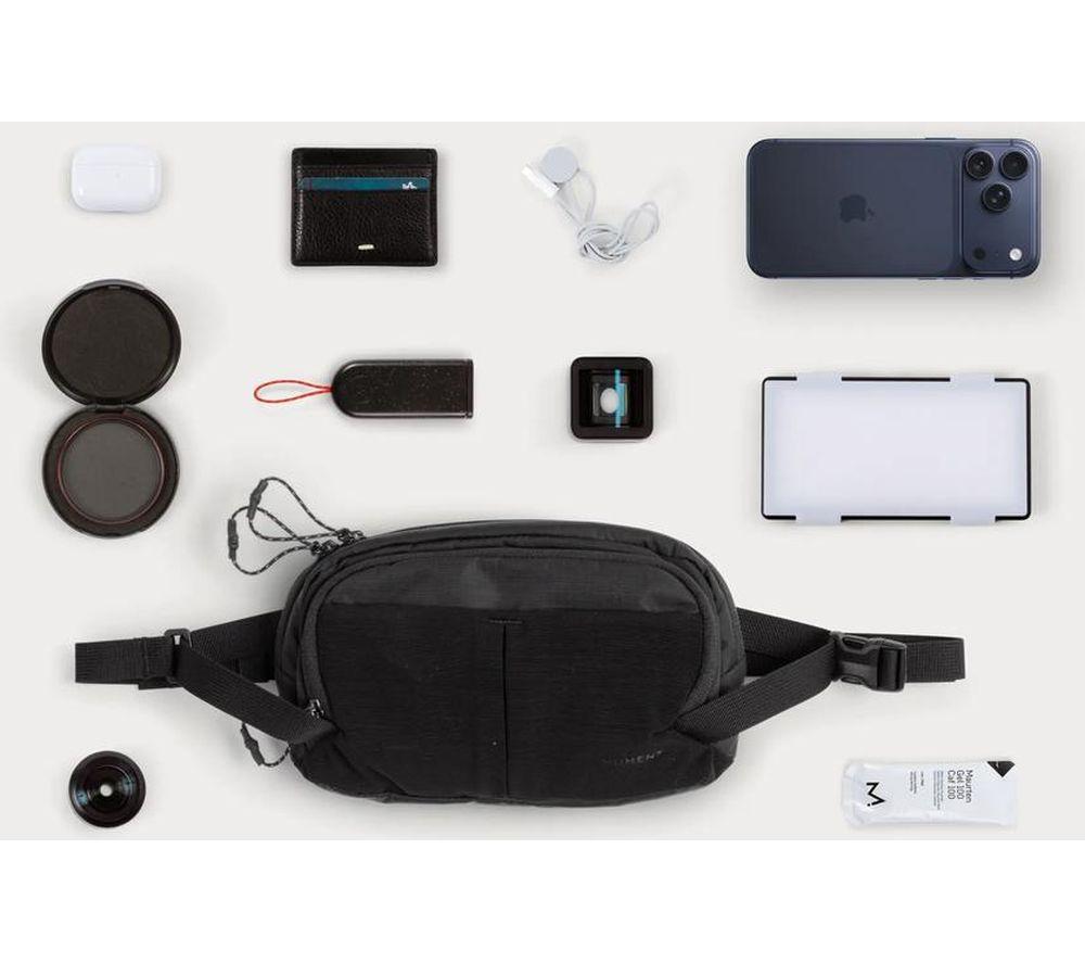 MOMENT Take Sling 1.5L Camera Bag - Black image number 7 of 7