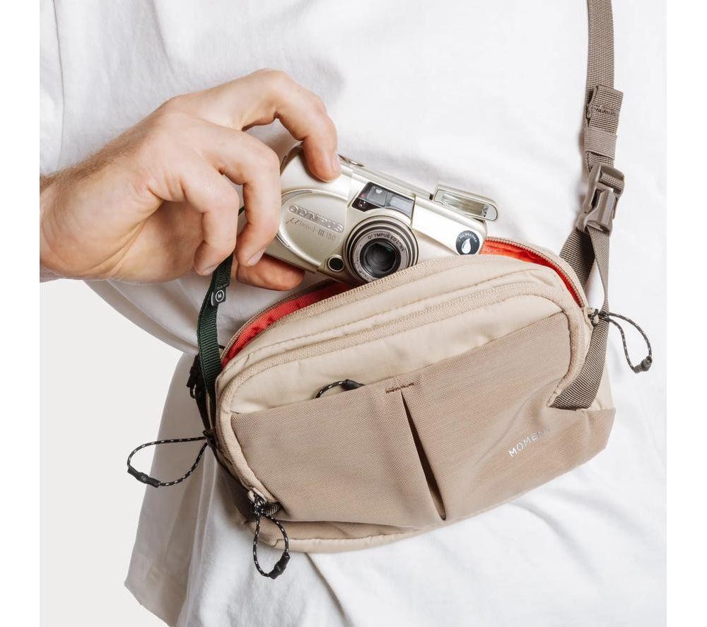 MOMENT Take Sling Bag - 1.5 litres, Desert image number 9 of 11