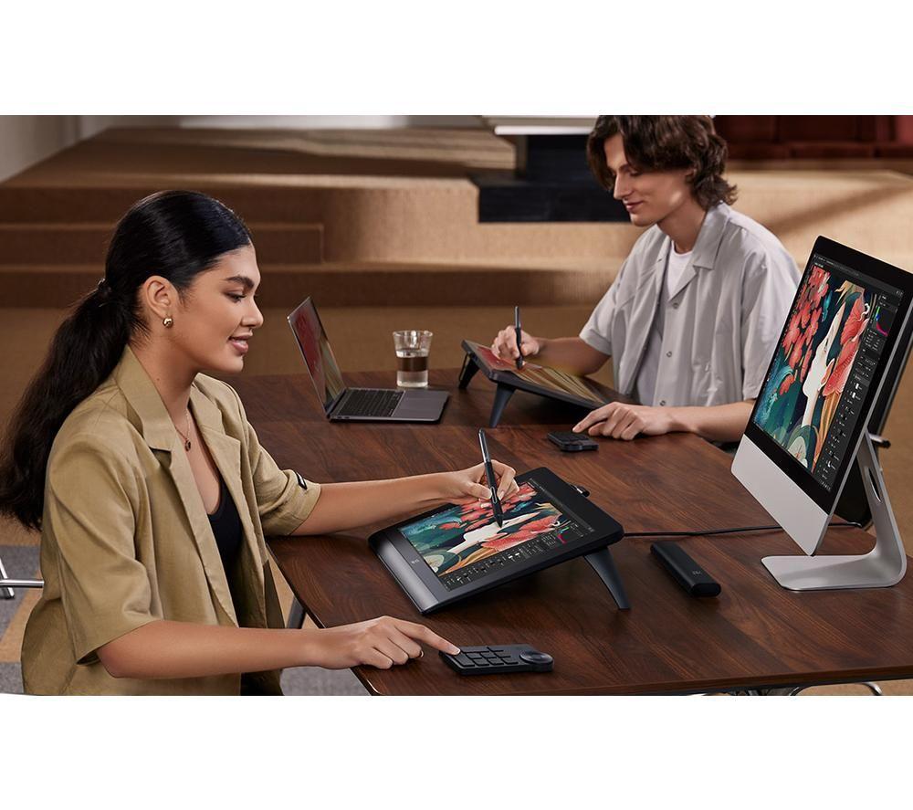 XP-PEN Artist Pro 16 (Gen 2) 16" Graphics Tablet - Black & Grey image number 6 of 8