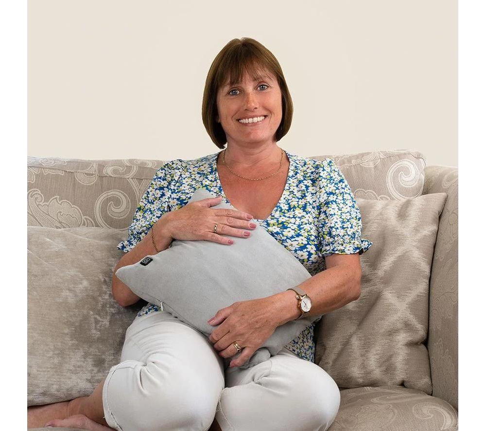 LIFEMAX 1800 Heated Cushion - Grey, 40 x 30 cm image number 3 of 3