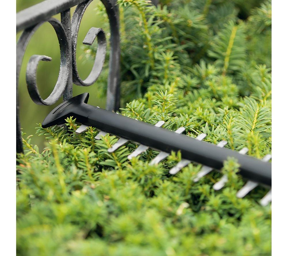 BOSCH UniversalHedgeCut 18V-50 Cordless Hedge Trimmer - Green & Black image number 6 of 6