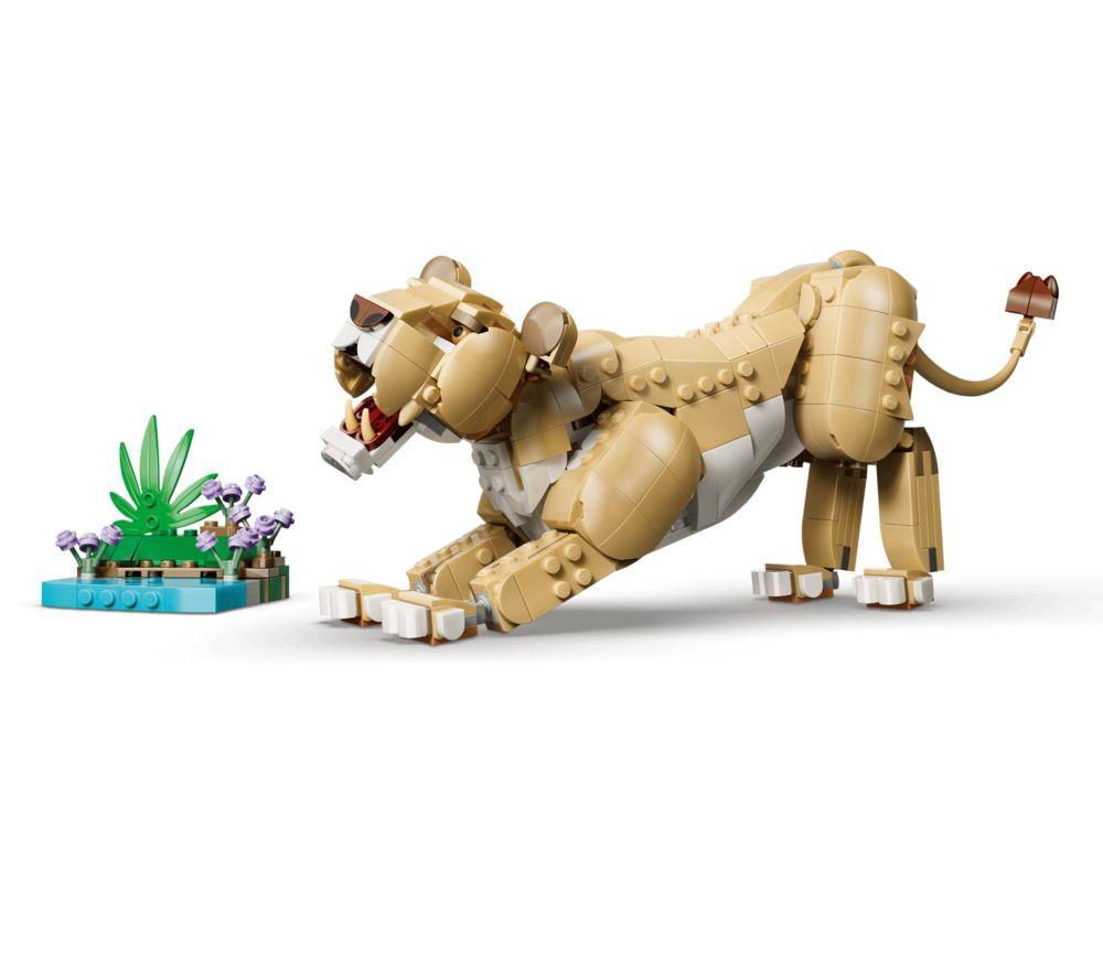 LEGO Creator 3-in-1 31386 Wild Animals: Majestic Lion Set image number 5 of 11