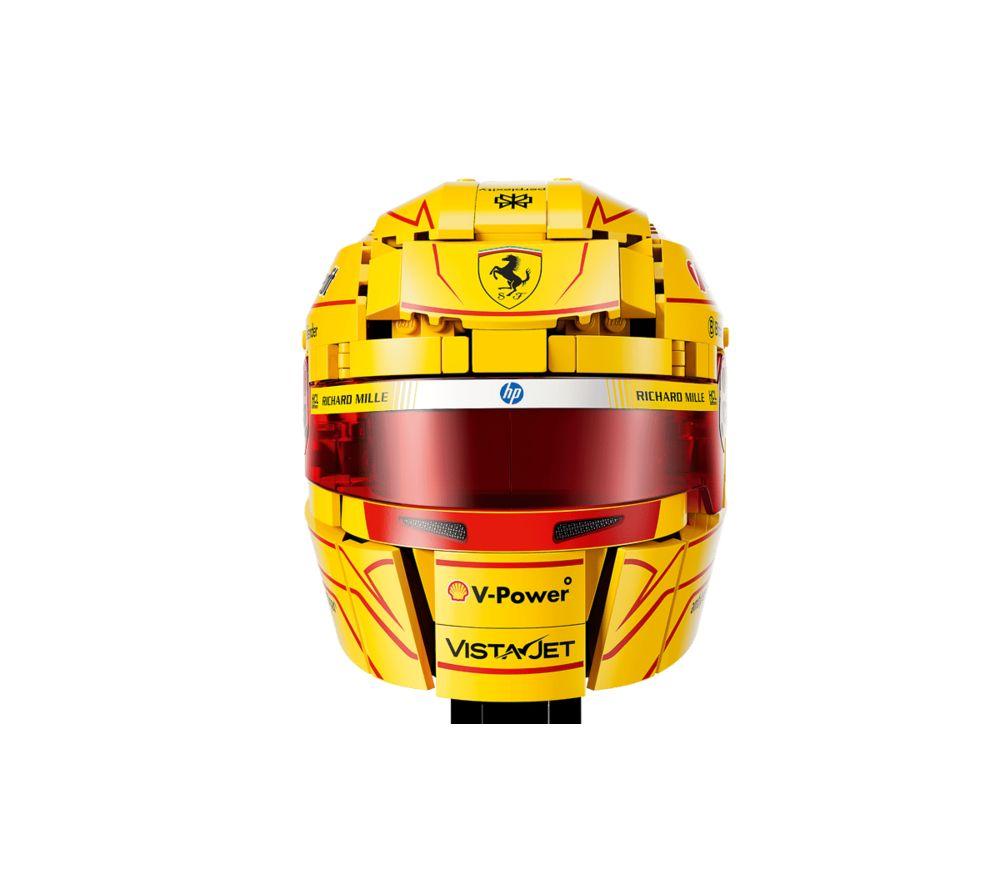 LEGO Editions 43022 Scuderia Ferrari HP Lewis Hamilton Helmet Set image number 4 of 4