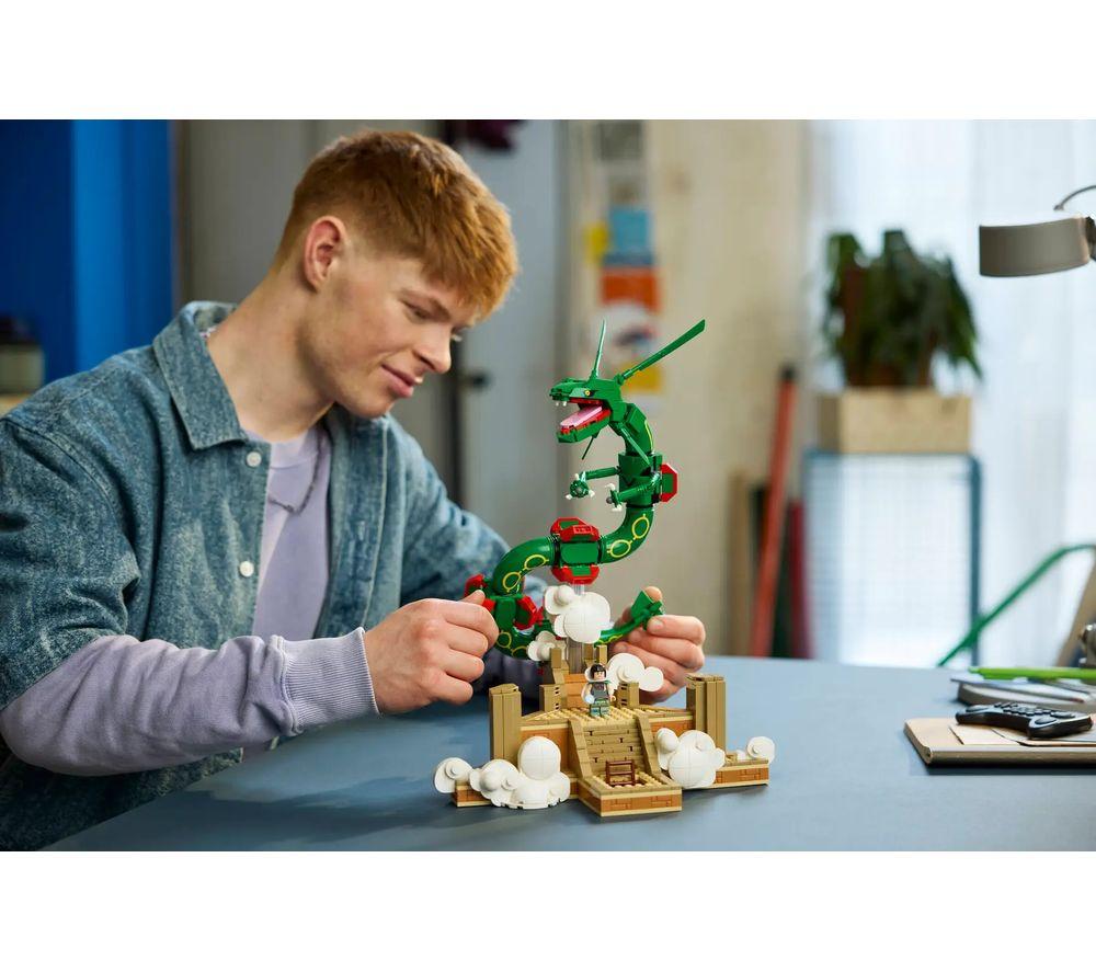 LEGO Pok&eacute;mon 72168 Rayquaza Set for Adults image number 4 of 6