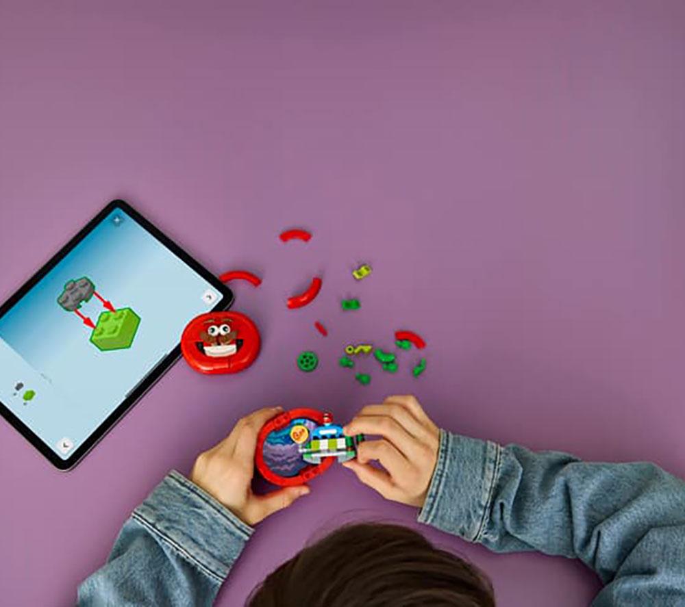 LEGO Fortnite 77079 Tomatohead Set image number 4 of 9