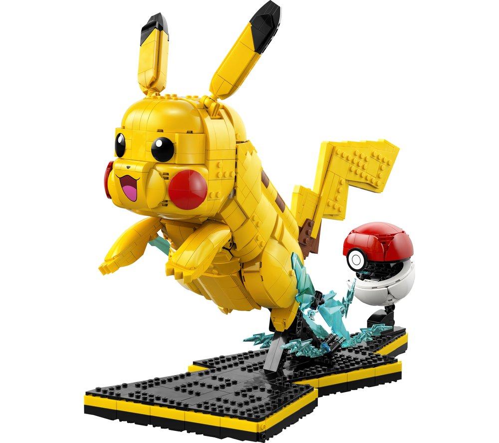 LEGO Pokemon 72152 Pikachu & Poke Ball Set for Adults image number 2 of 9