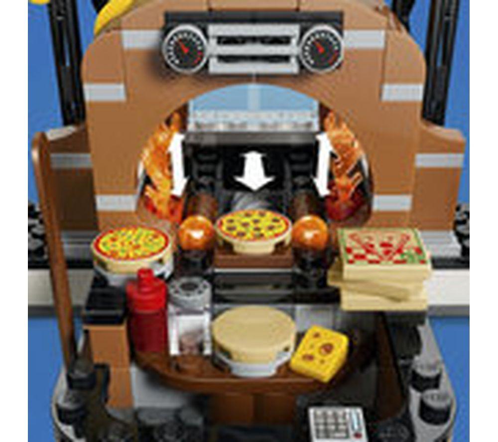 LEGO City 60496 Pizza Delivery Experience with Vehicles Set image number 3 of 6