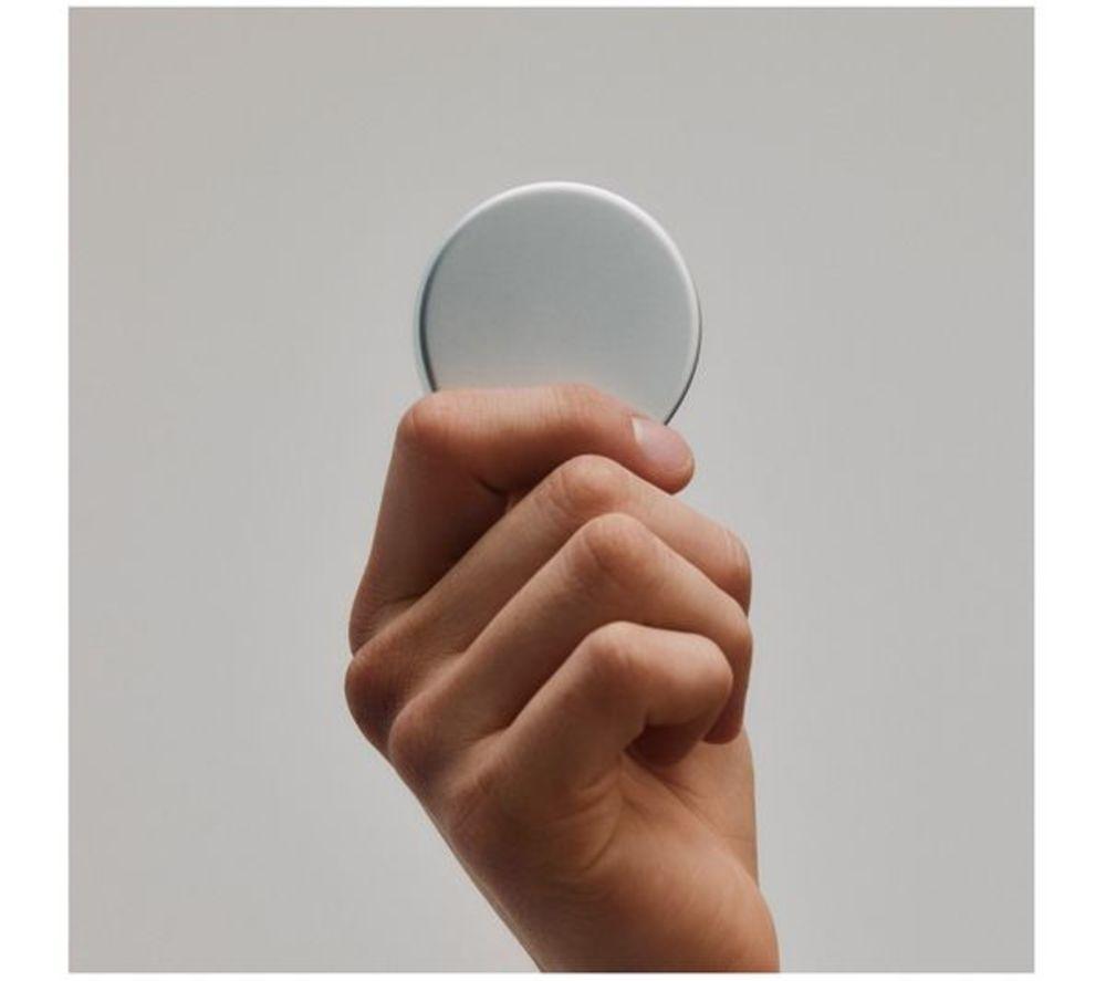 OURA Ring 5 Wireless Charging Case - Size 7 image number 4 of 6