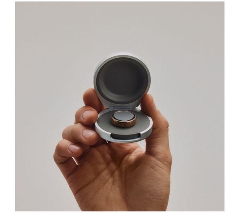 OURA Ring 5 Wireless Charging Case - Size 9 image number 3 of 6