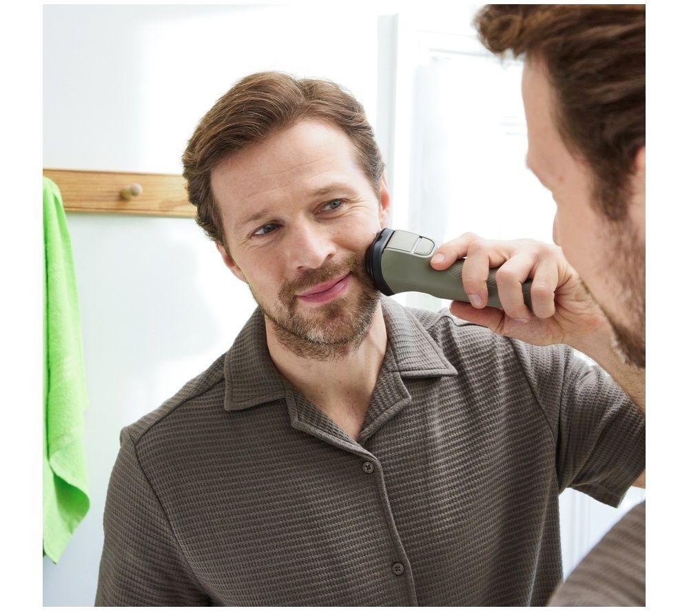 REMINGTON DURACUT Wet & Dry Rotary Shaver - Green image number 4 of 4
