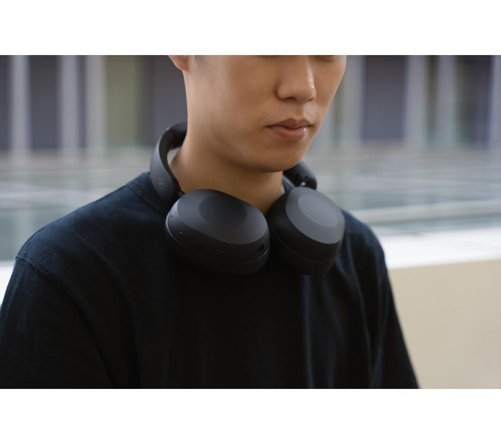 FINAL AUDIO UX1000 Wireless Bluetooth Noise-Cancelling Headphones - Black image number 3 of 9