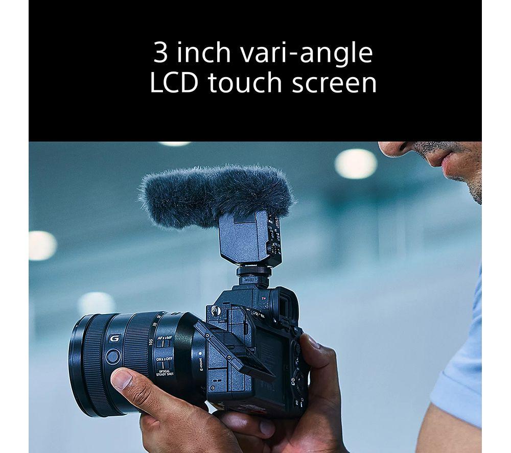 SONY a7 IV Mirrorless Camera with 28-70 mm f/3.5-5.6 OSS II Lens image number 10 of 10