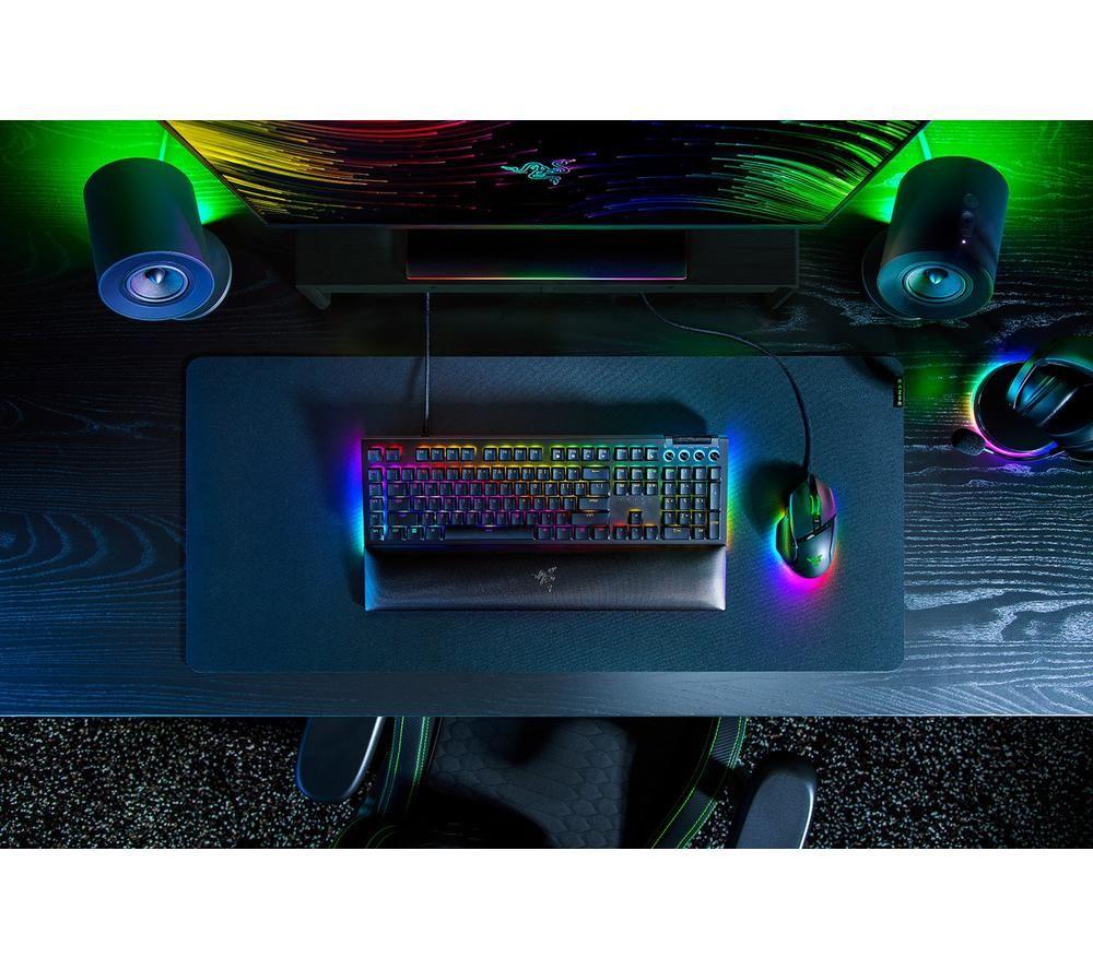 RAZER BlackWidow V4 Mechanical Gaming Keyboard - Black image number 5 of 7
