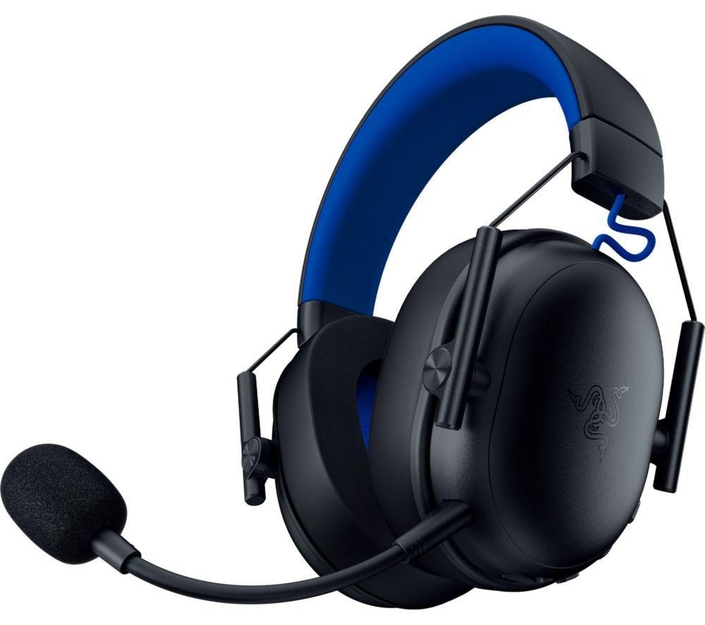 RAZER Raiju V3 Pro Controller for PS5 & BlackShark V3 X Wireless Gaming Headset for PlayStation Bundle image number 6 of 11