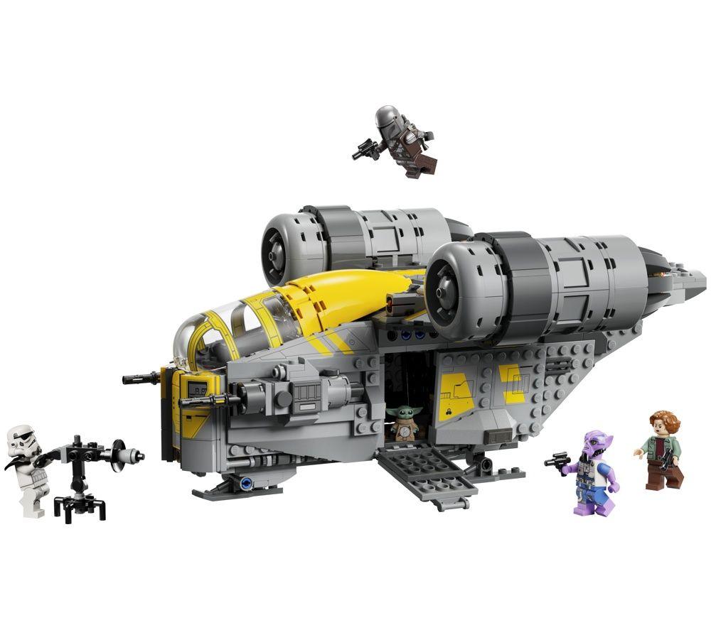 LEGO Star Wars 75447 The Razor Crest Set image number 2 of 5