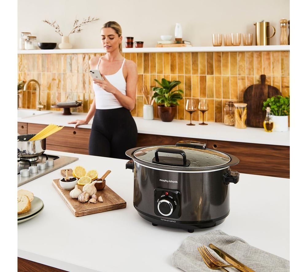 MORPHY RICHARDS 461022 Sear and Stew Slow Cooker - Grey image number 7 of 9