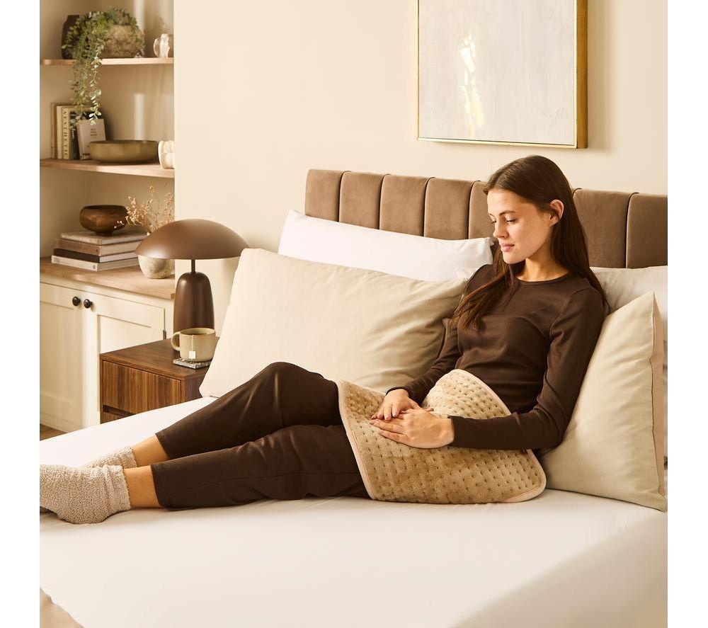 MORPHY RICHARDS EverCosy Electric Heat Pad - Mocha, 60 x 35 cm image number 4 of 10