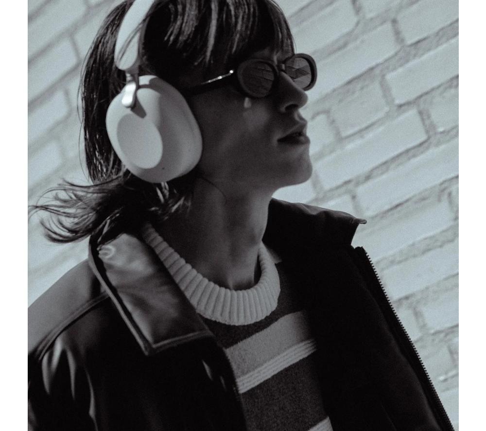SUDIO K2 Pro Wireless Bluetooth Noise-Cancelling Headphones - White image number 2 of 7