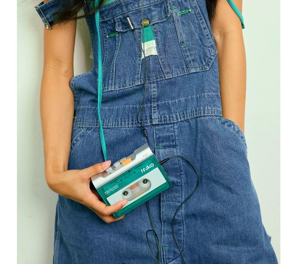 GADHOUSE Miko GAD6702 Bluetooth Cassette Player & Recorder - Mint image number 11 of 11