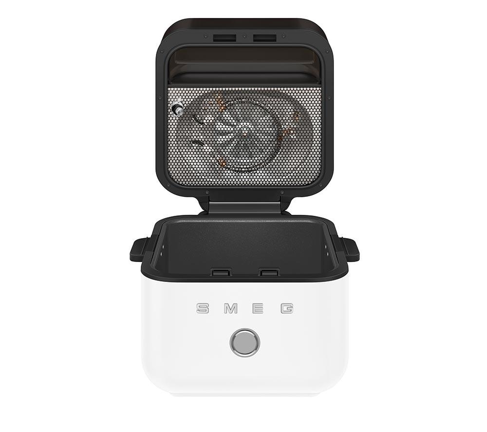 SMEG AFC01WHMUK Dual Flavour Air Fryer - Matte White image number 14 of 22
