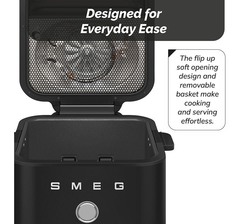 SMEG AFC01BLMUK Dual Flavour Air Fryer - Matte Black image number 7 of 15