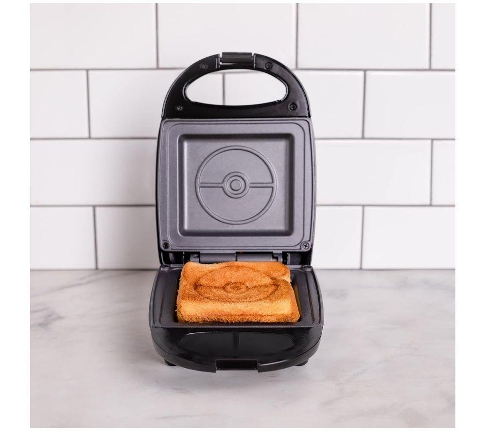 UNCANNY BRANDS Pok&eacute;mon Sandwich Maker - Pok&eacute; Ball image number 4 of 5