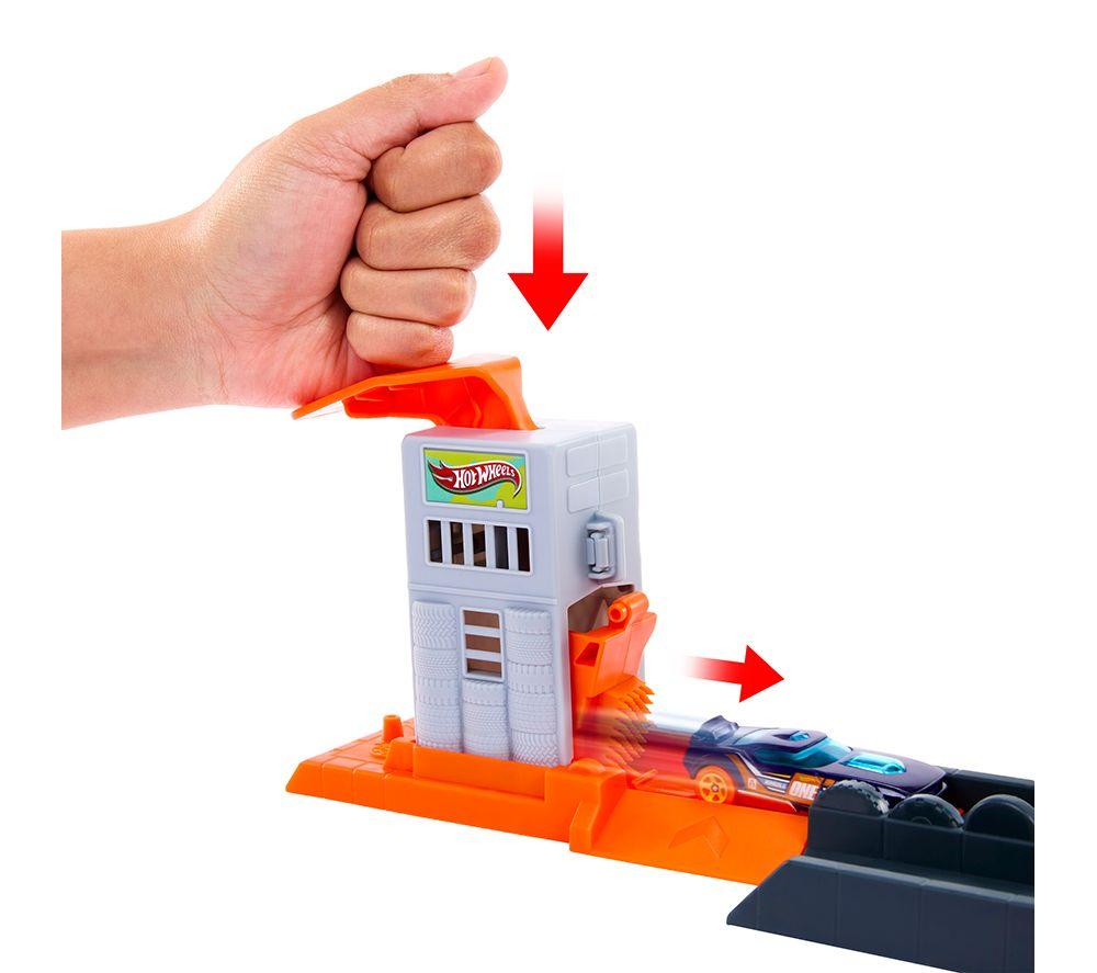 HOT WHEELS City Gorilla Slam Attack Playset image number 2 of 4