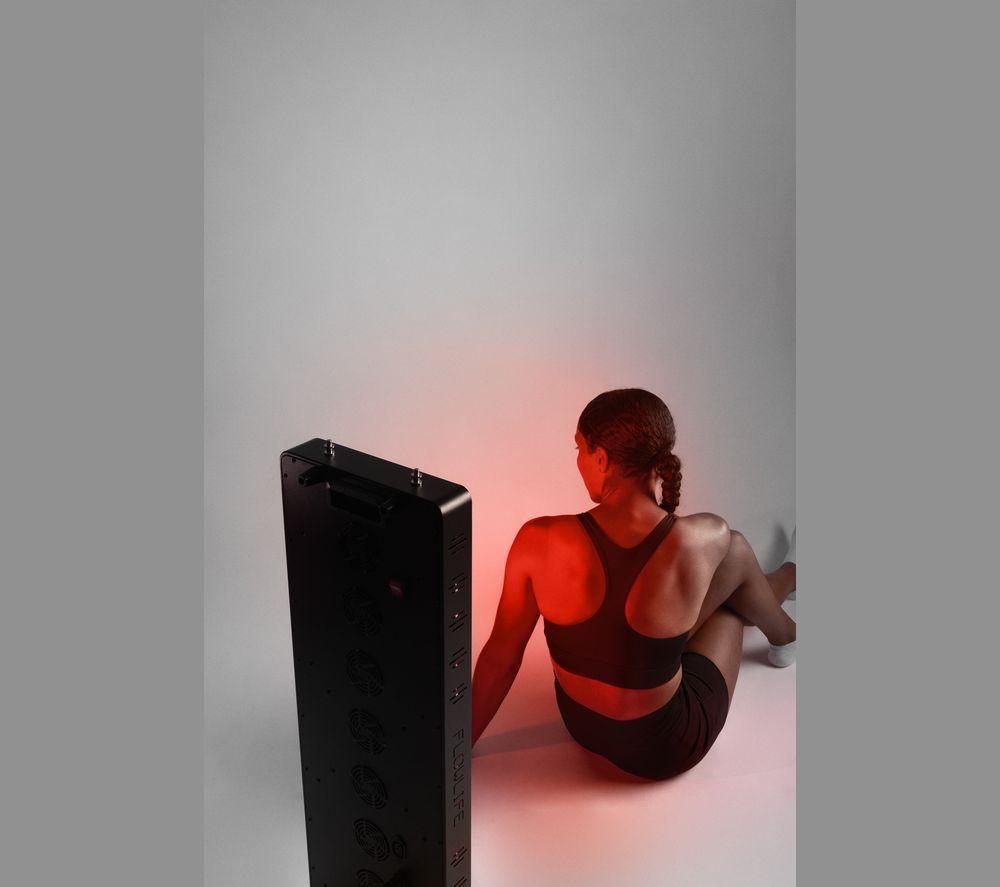 FLOWLIFE Flowlight 1500 Seven Waves Red Light Therapy Panel - Black image number 2 of 4
