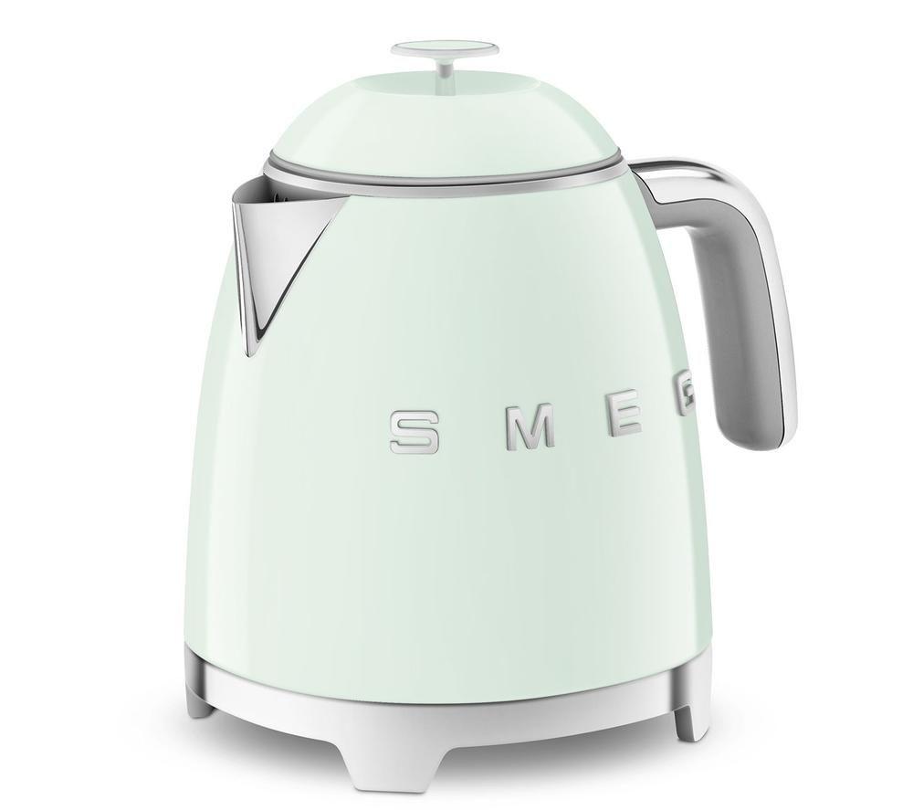 SMEG 50's Style KLF05PGUK Jug Kettle - Pastel Green image number 3 of 10