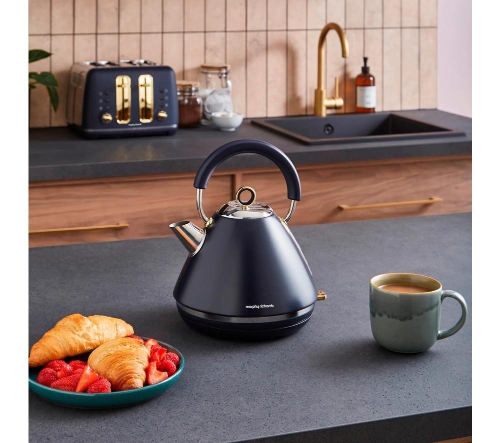 MORPHY RICHARDS Accents Gold 102045 Traditional Kettle - Navy image number 5 of 8