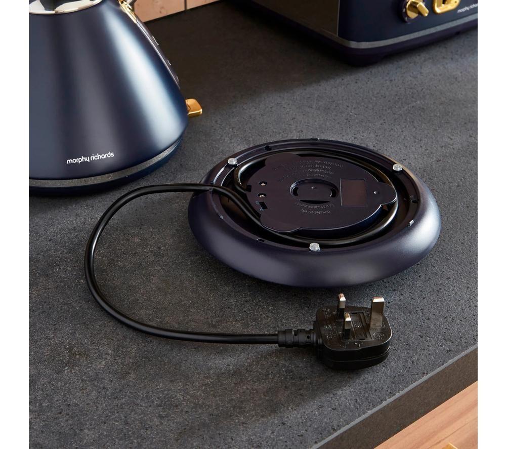 MORPHY RICHARDS Accents Gold 102045 Traditional Kettle - Navy image number 7 of 8