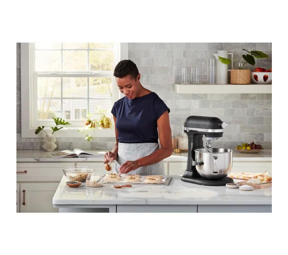KITCHENAID 5KSM70SHXBBK Artisan 6.6L Stand Mixer - Black image number 2 of 7