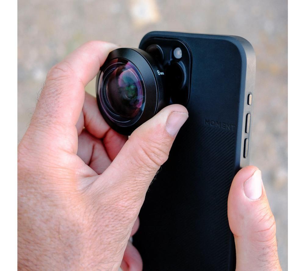 MOMENT T-Series Fisheye 8 mm II Mobile Lens image number 3 of 6