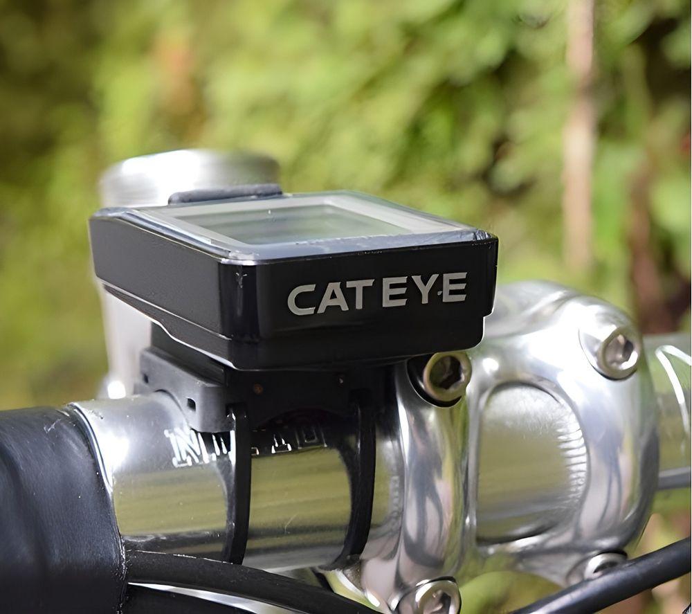 CATEYE Velo 7 Cycle Computer - Black & Grey image number 3 of 6