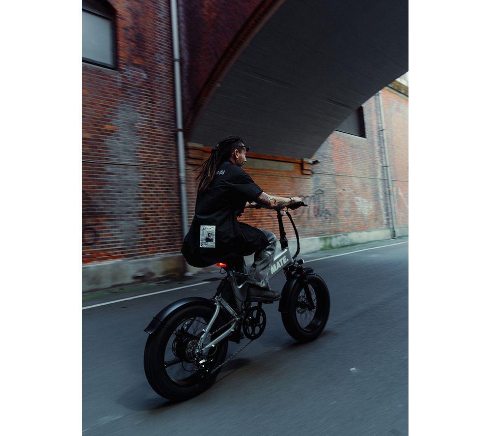 MATE X Evo Electric Folding Bike - Silver Comet image number 2 of 3