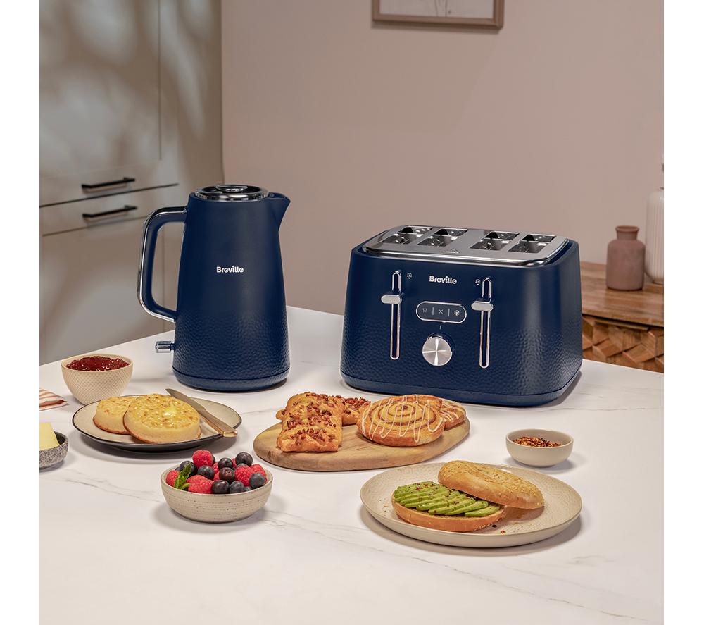 BREVILLE Cobolt VTR045 4-Slice Toaster - Abyss Navy image number 5 of 5