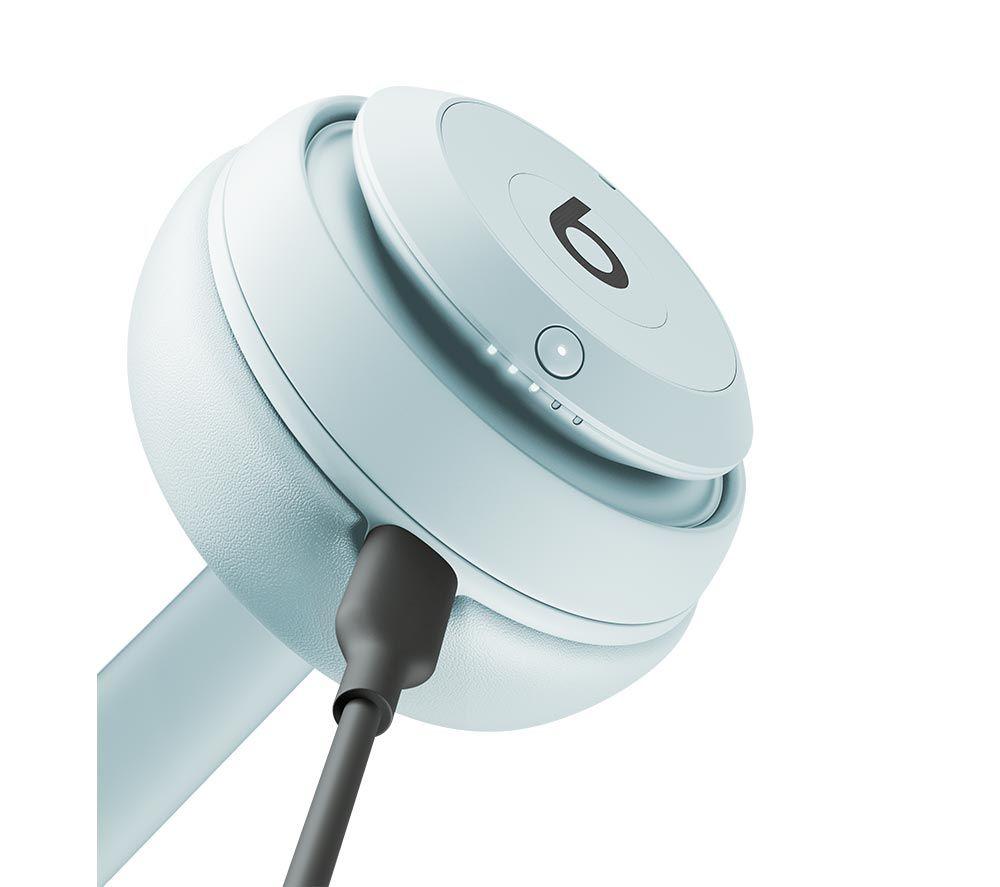 BEATS Studio Pro Wireless Bluetooth Noise-Cancelling Headphones - Light Blue image number 8 of 18